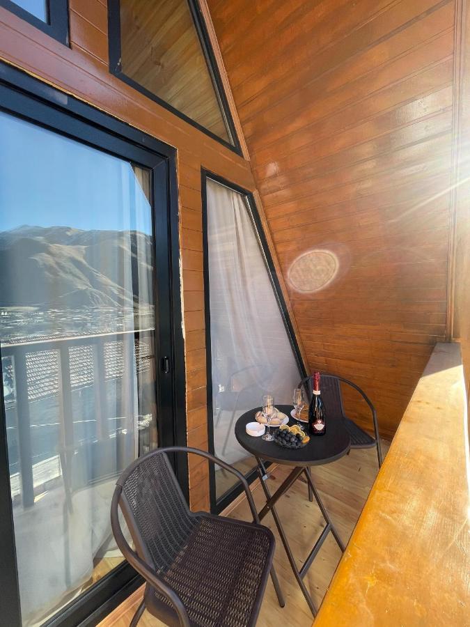 Twin Cottages Kazbegi Экстерьер фото